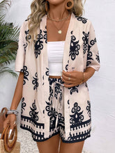 Vintage Style Women's Printed Shawl And Shorts Set